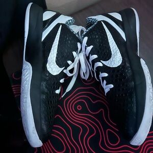 Kobe 6 Mambacita size 11